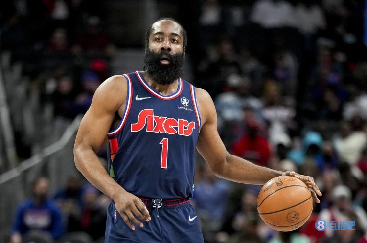 汉克·阿伦在收到大量种族歧视恐吓信的情况下，依然保持冷静并最终完成 715 轰