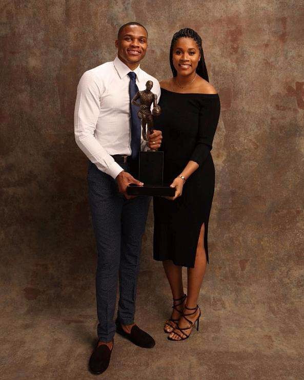 斯维拉尔：这是我人生中最美好的一年；我会永远感激德罗西