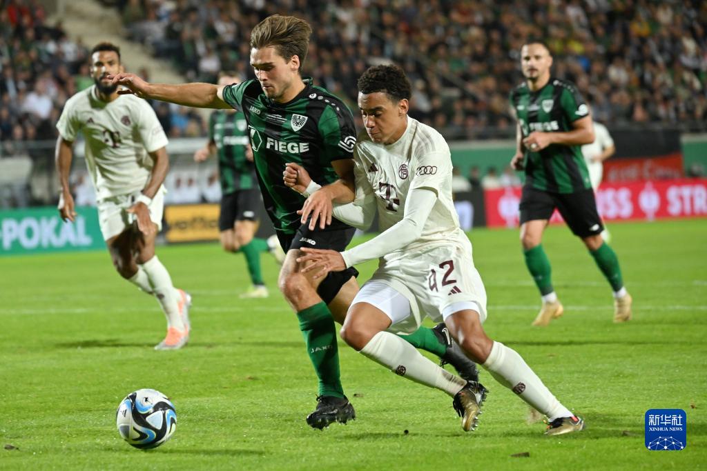 CBA沸腾夜！积分榜有变：广东男篮溃败40分，山东八连胜，青岛升第四