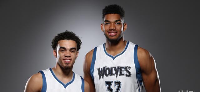 详解棒球规则中的故意漏接陷阱裁判如何从球员的接球动作中判断真伪