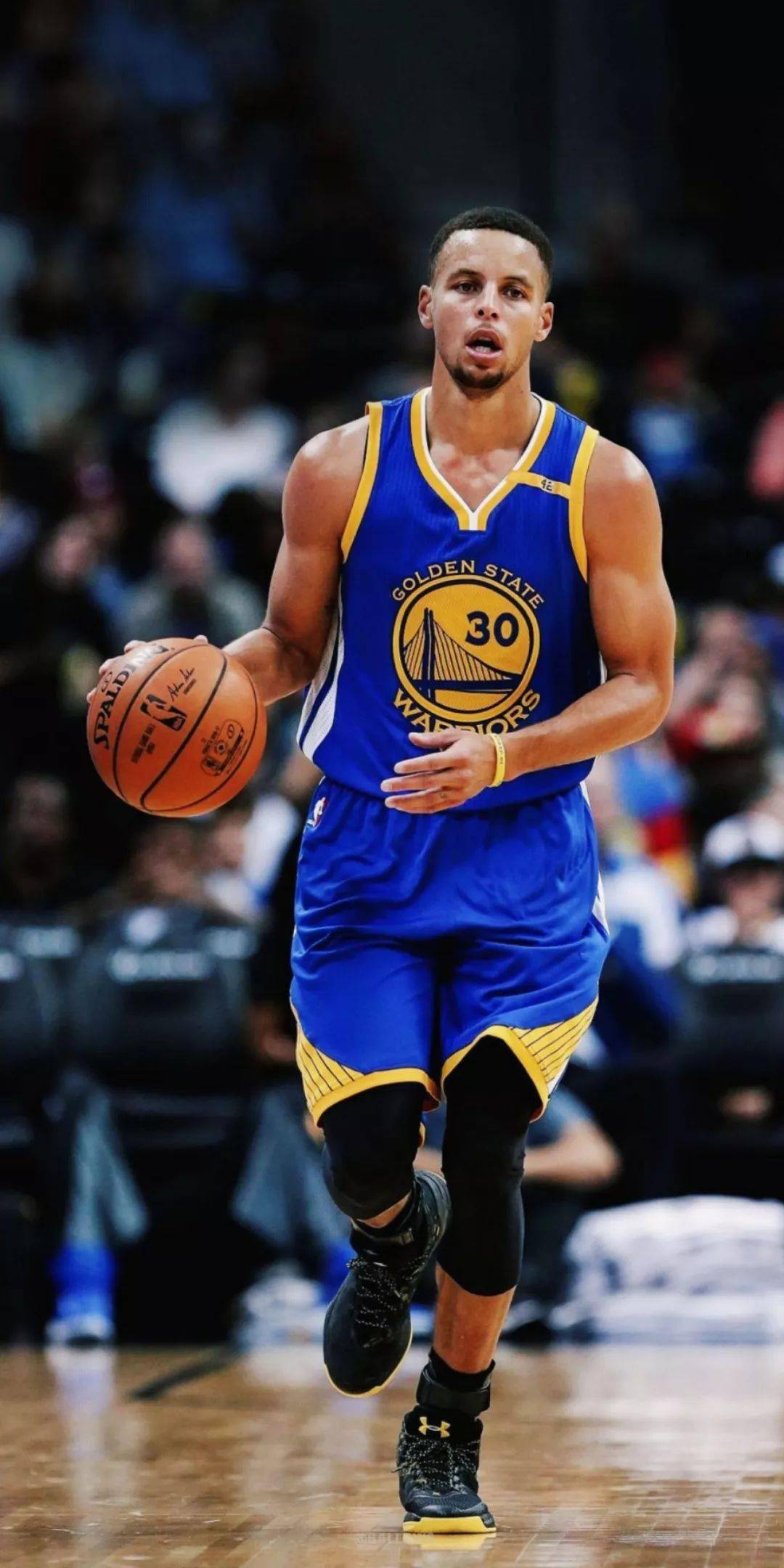 詹姆斯：一节东，二节里，末节詹！第三节呢？雷迪克：三节崩呗！